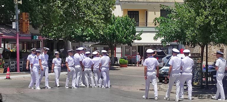 Σε Δίστομο και Καλάβρυτα για προσκύνημα σήμερα σπουδαστές της ΣΝΔ (ΠΝ-ΛΣ)