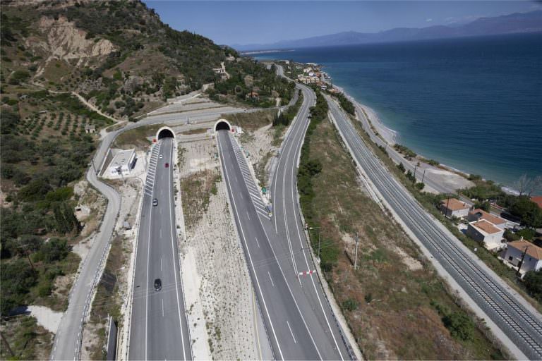 ΟΛΥΜΠΙΑ ΟΔΟΣ // Εργασίες βαριάς συντήρησης στις σήραγγες Μαύρων Λιθαριών