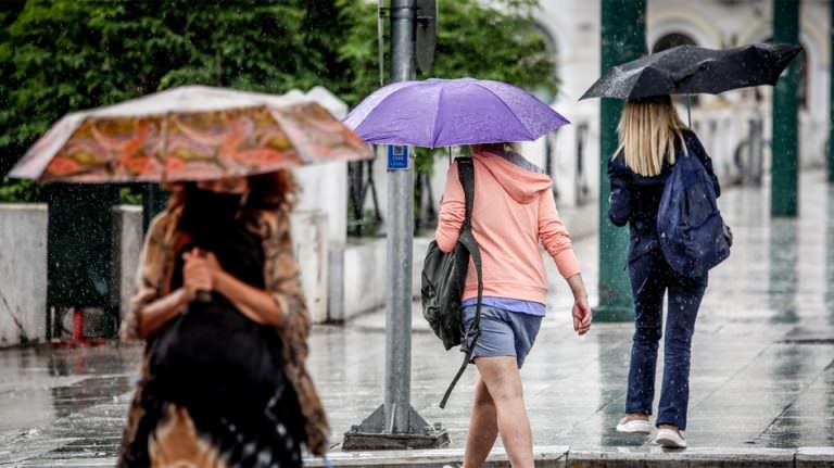 Καιρός: Ως και 10 βαθμούς πιο κάτω η θερμοκρασία – Από πού θα ξεκινήσουν τα φαινόμενα και ποιες περιοχές θα επηρεαστούν