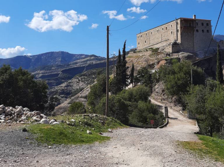 Καλάβρυτα: «Λαχτάρησαν» 35 προσκυνητές στην Ιερά Μονή Μακελλαριάς Καλαβρύτων